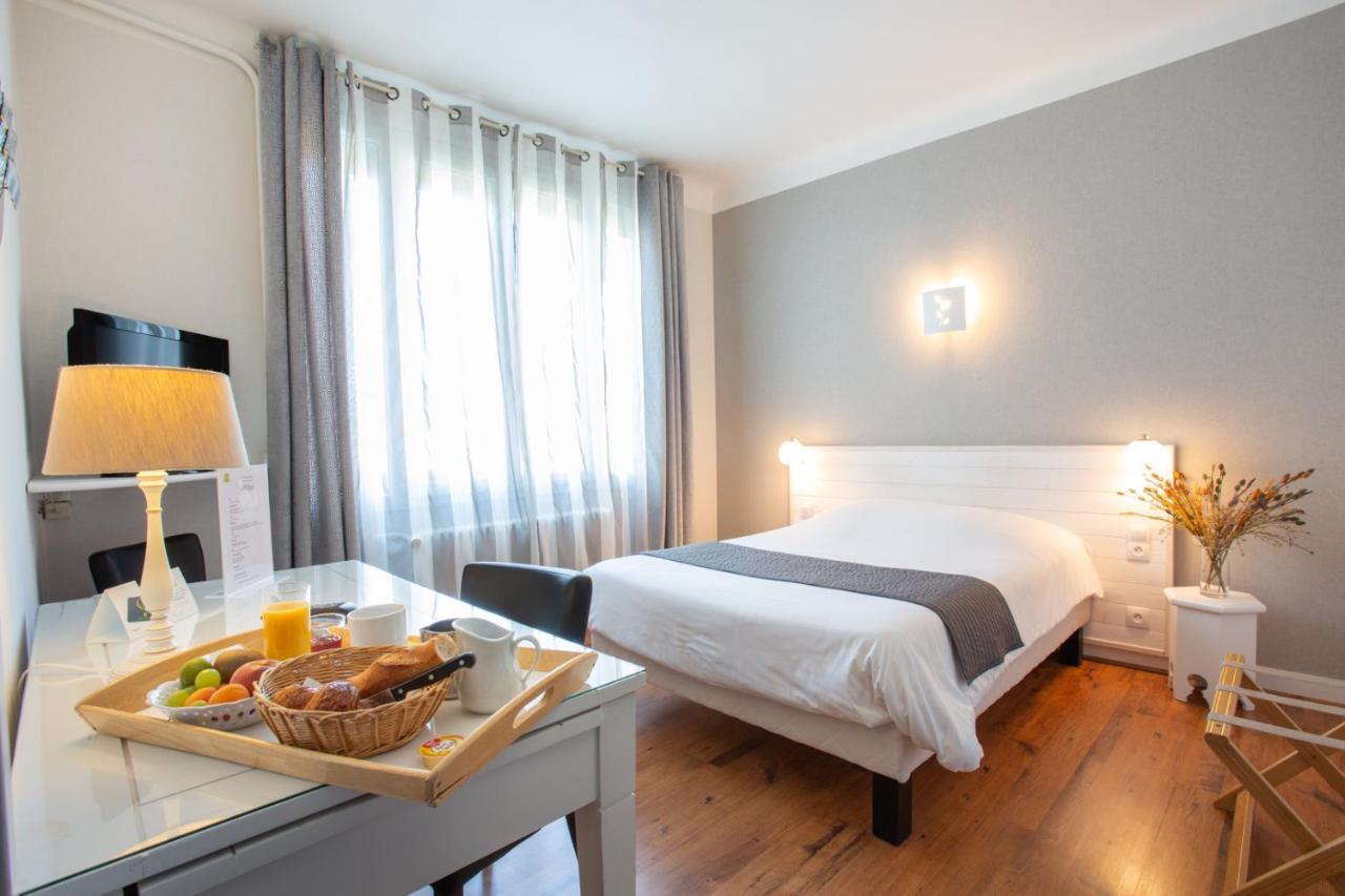 Logis Hotel L'Occitan 2 Etoiles Гаяк Екстер'єр фото