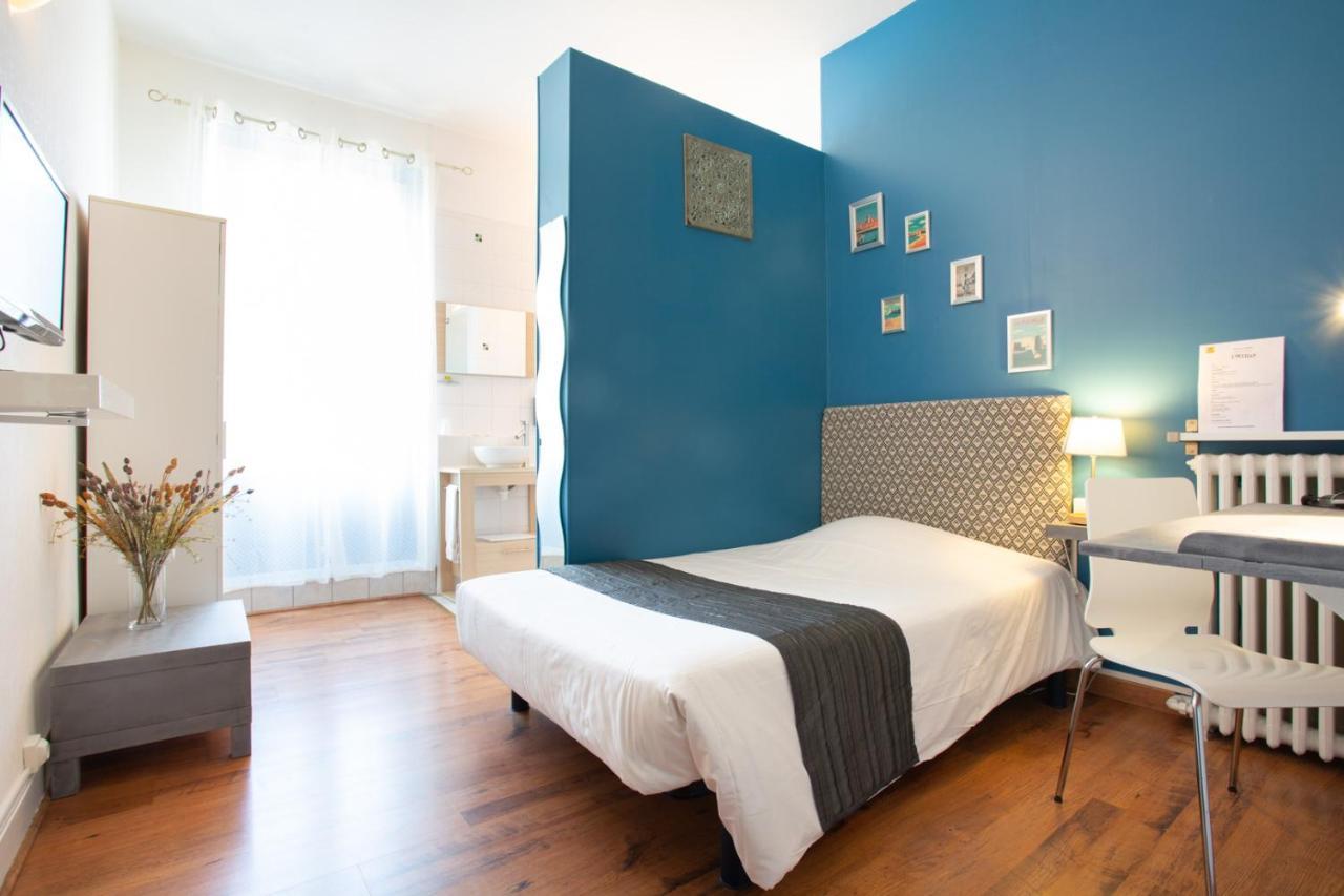Logis Hotel L'Occitan 2 Etoiles Гаяк Екстер'єр фото